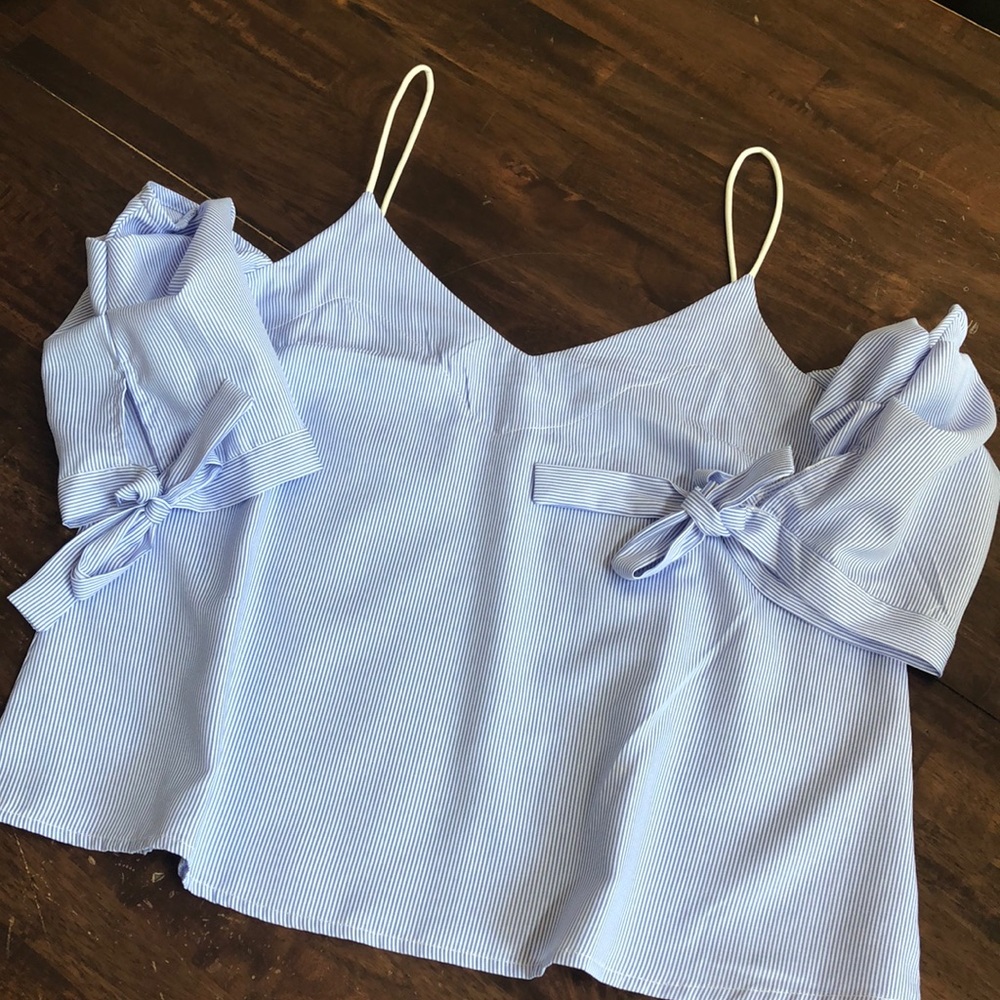 Boho Junior's Cold Shoulder Tie Sleeve Blouse Blue White Striped Camisole Size S
